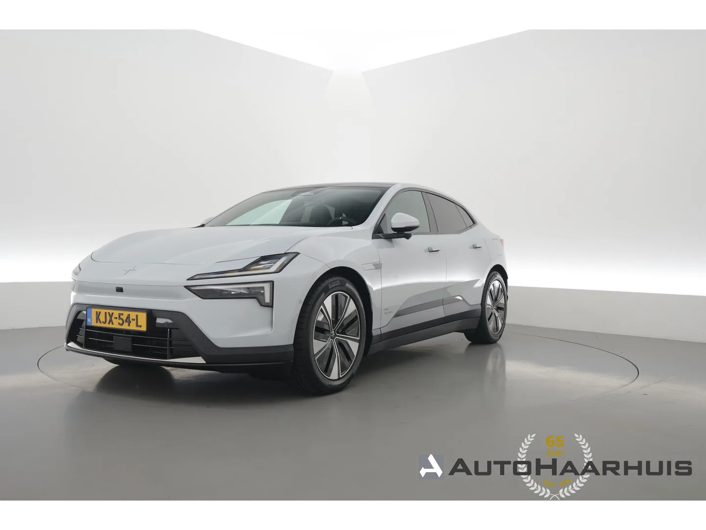 Polestar 4 (2025) — foto 1