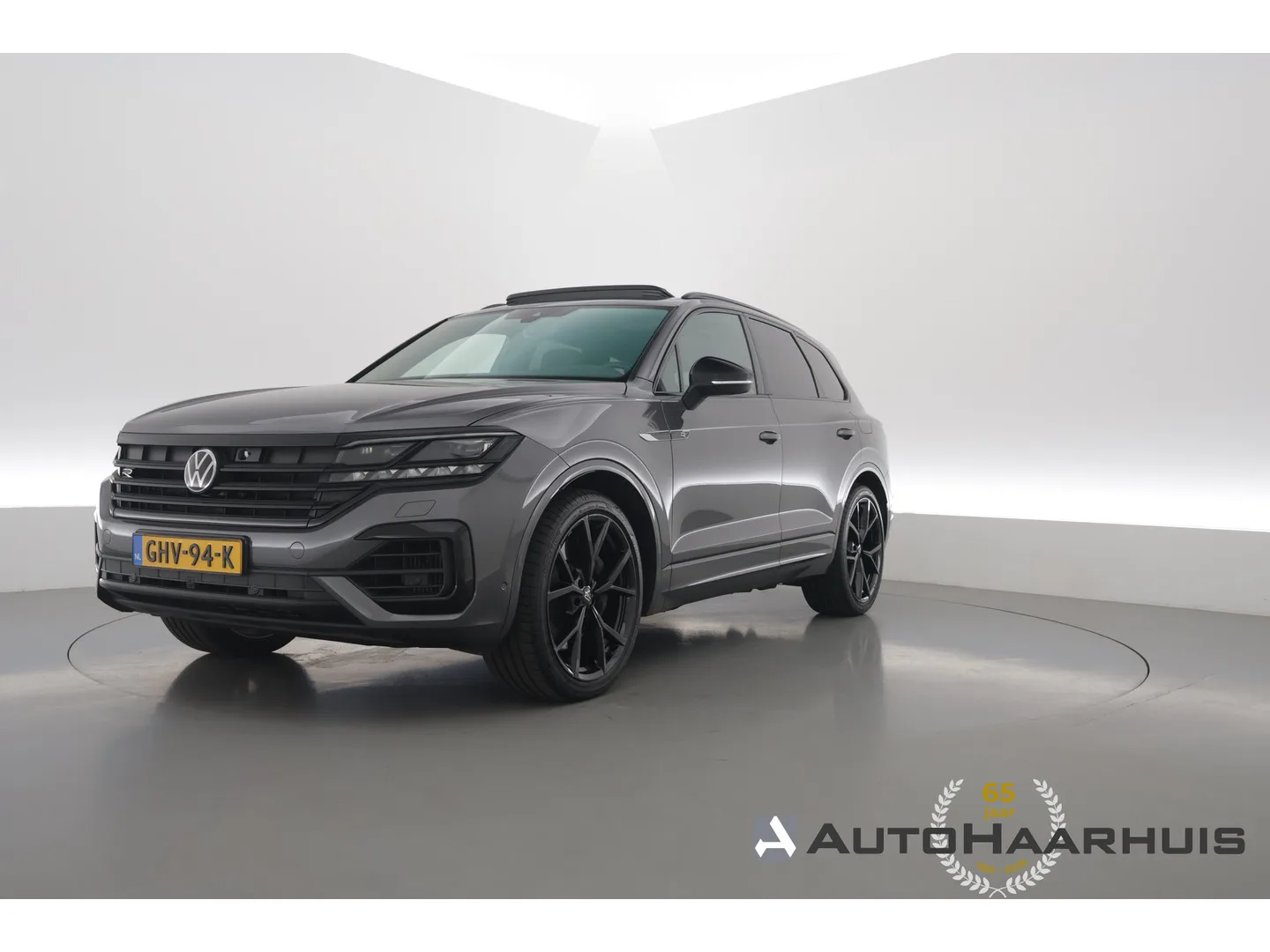Volkswagen Touareg (2024) — foto 1