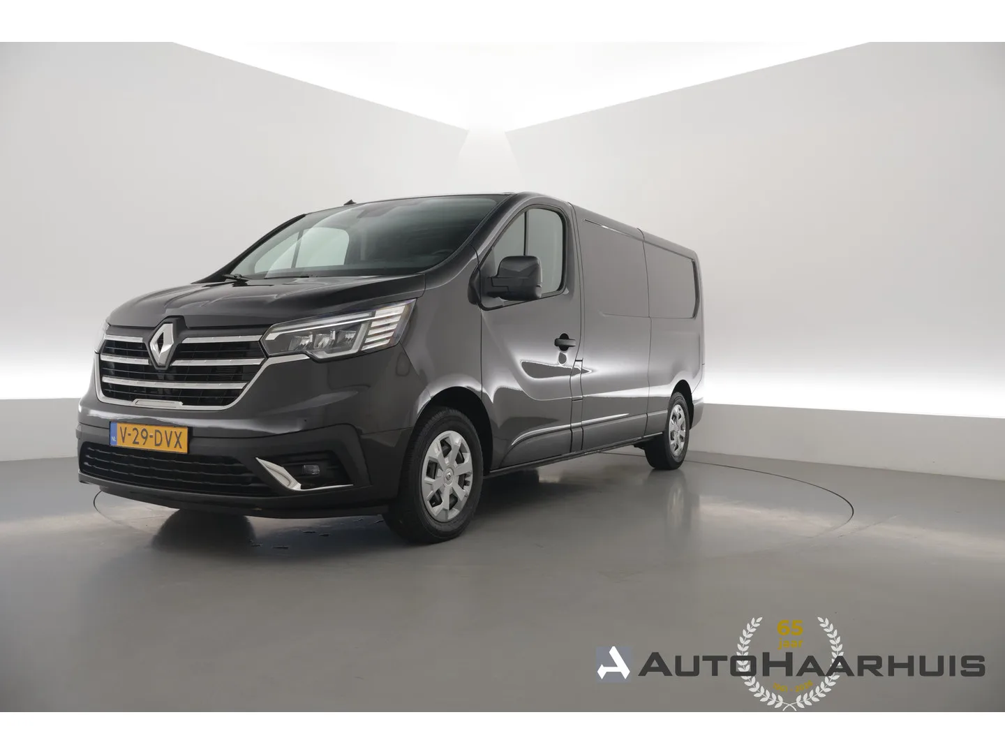 Renault Trafic (2024) — foto 1
