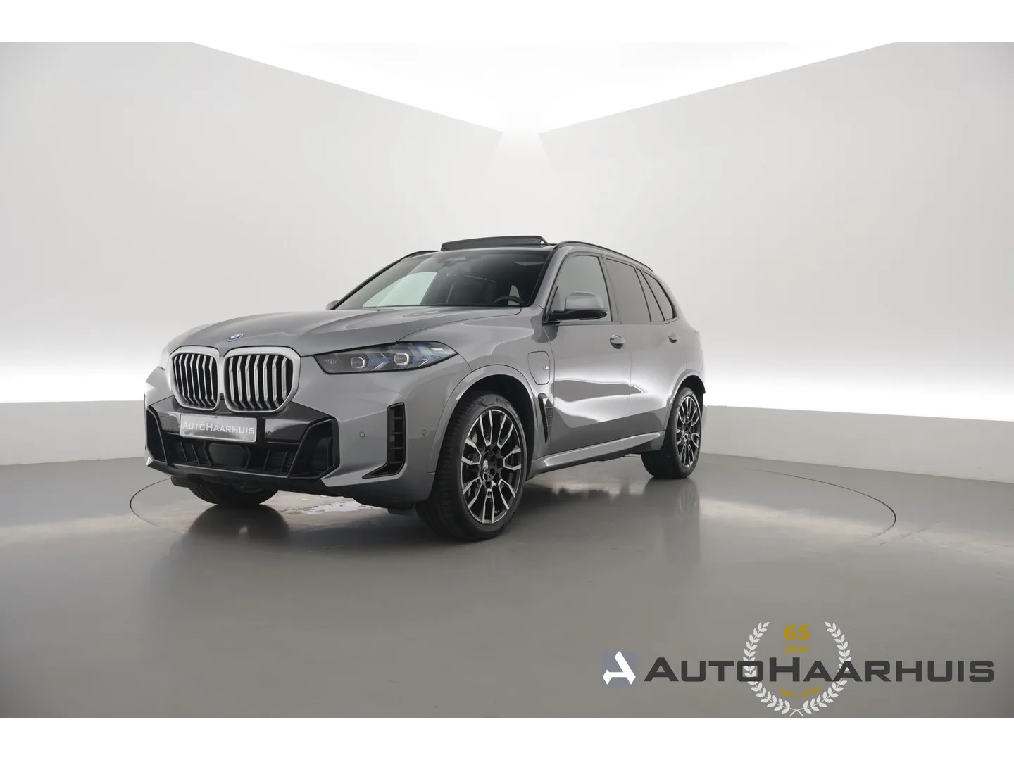 BMW X5 (2025) — foto 1