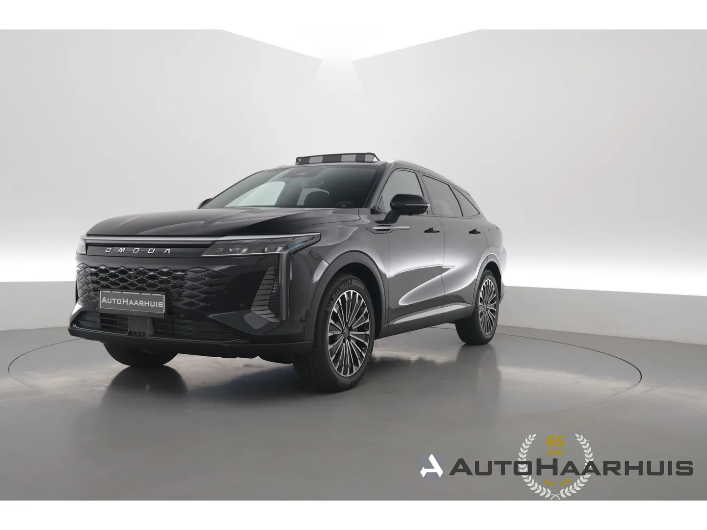 Omoda 9 SHS (2026) — foto 1