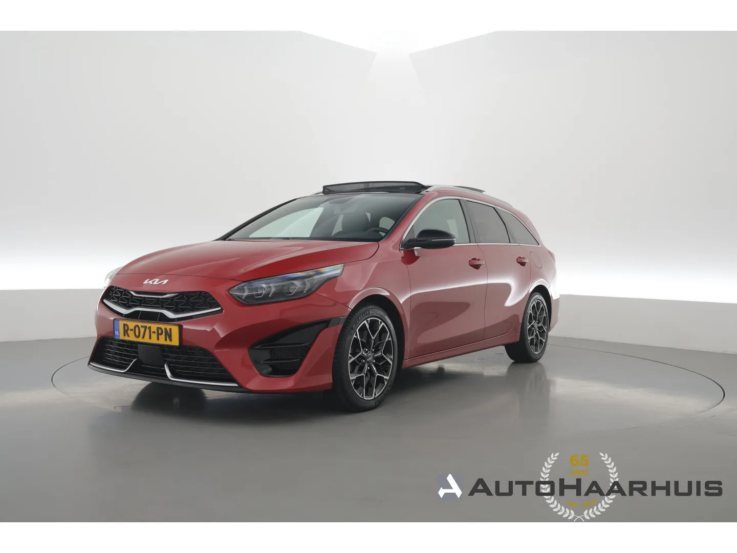 Kia Ceed (2022) — foto 1