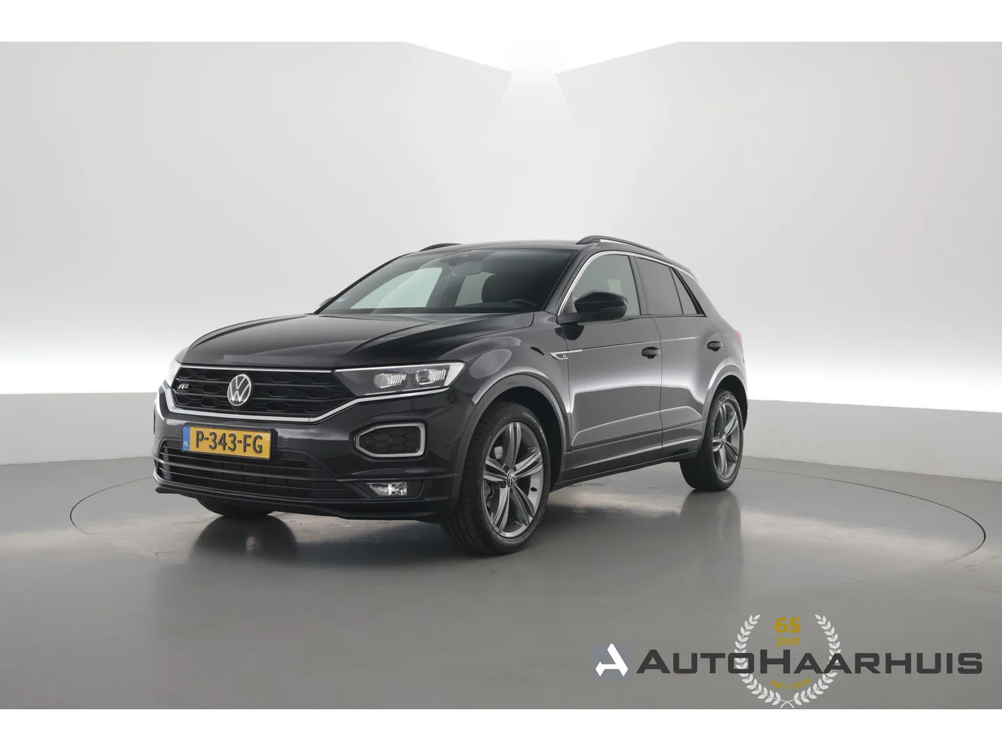 Volkswagen T-Roc (2021) — foto 1