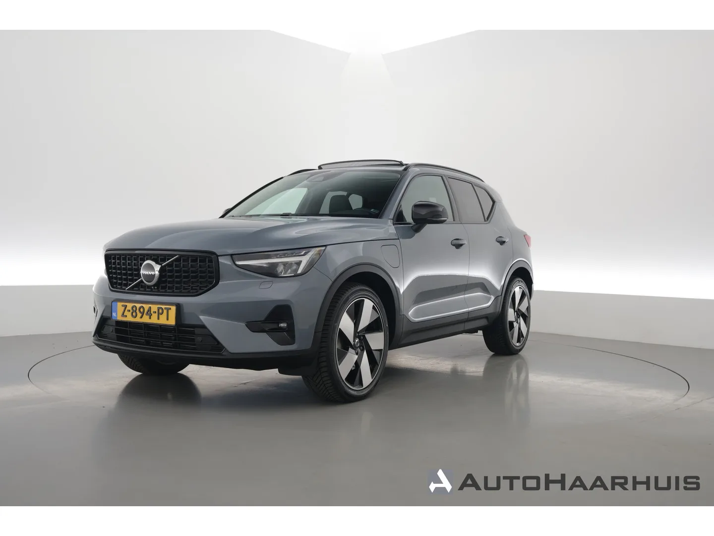 Volvo XC40 (2022) — foto 1