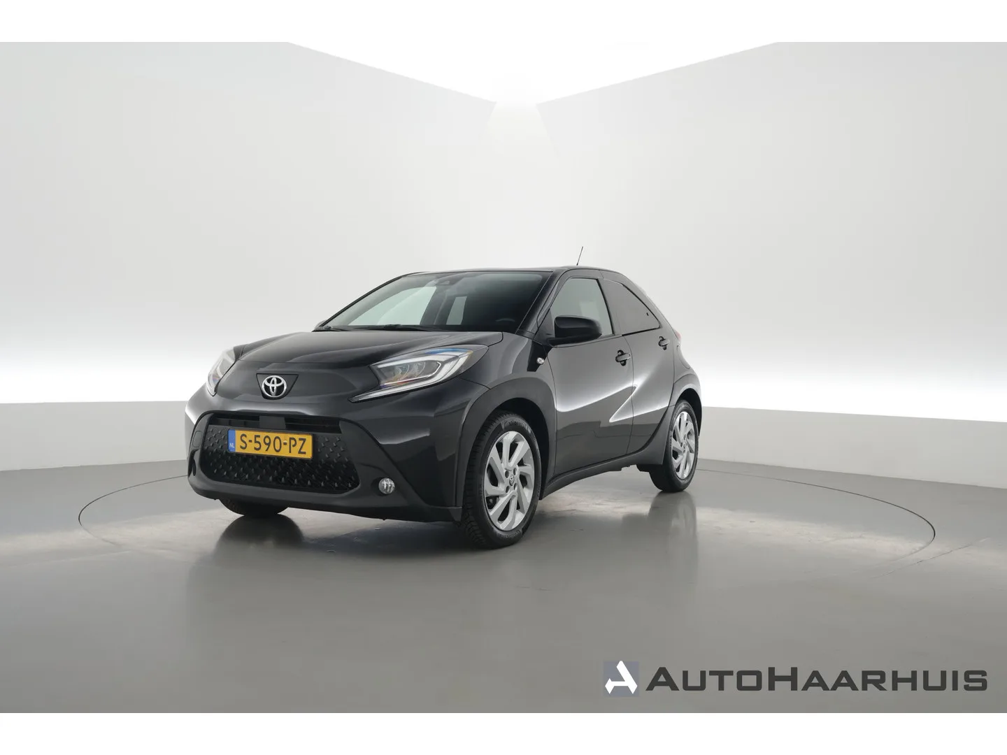Toyota Aygo (2023) — foto 1