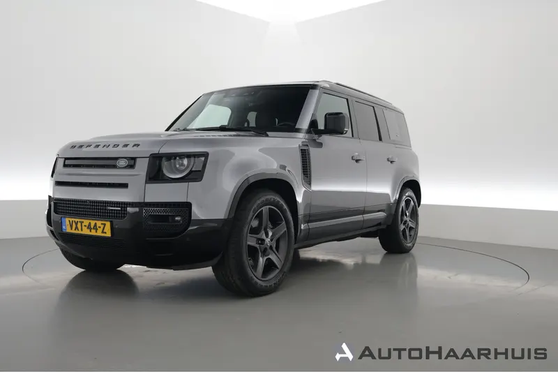 Land Rover Defender (2023)