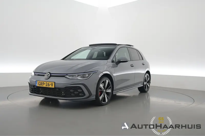 Volkswagen Golf (2023)