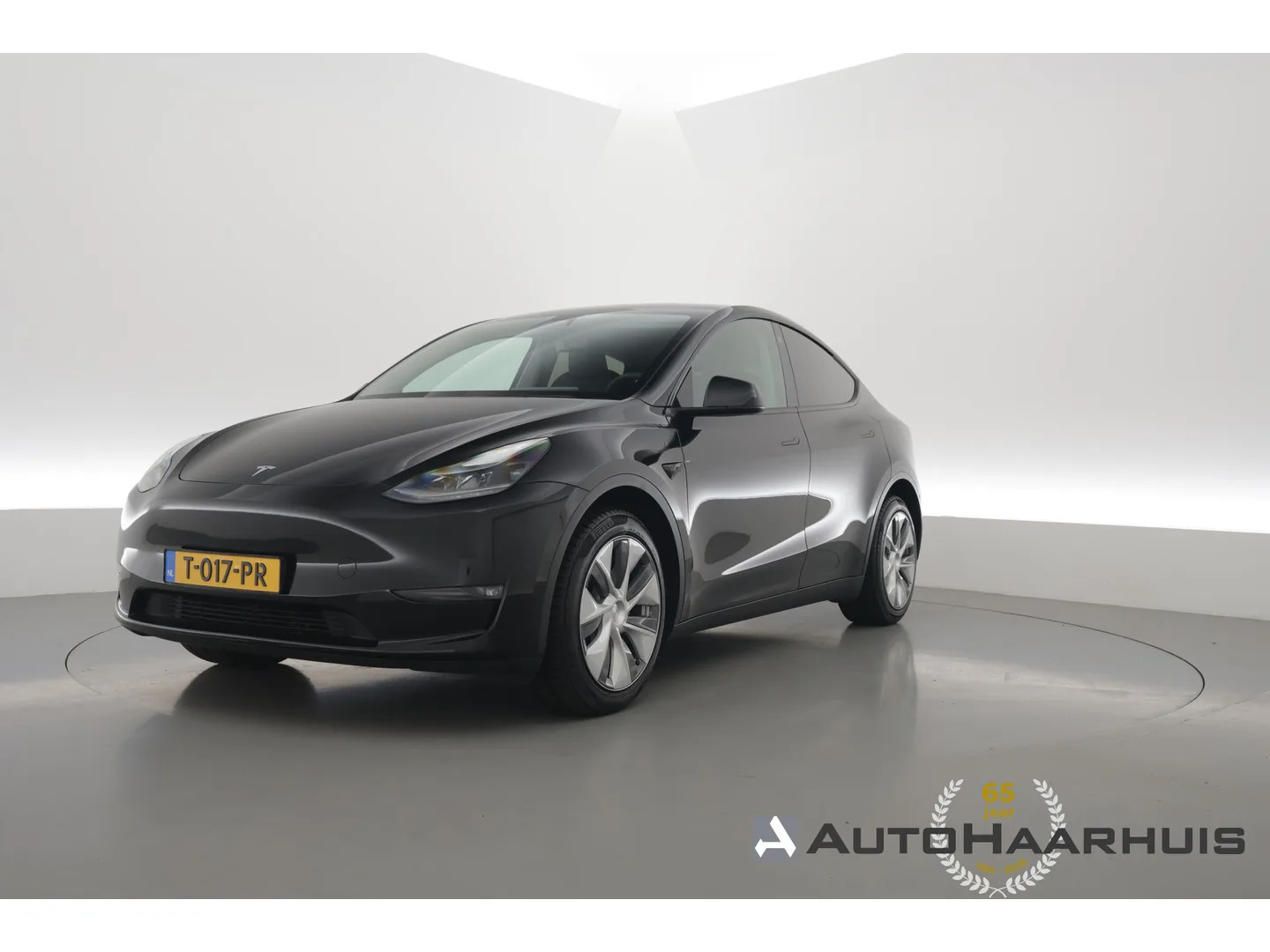 Tesla Model Y (2023) — foto 1
