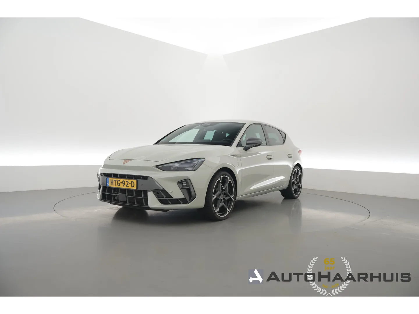 CUPRA Leon (2024) — foto 1