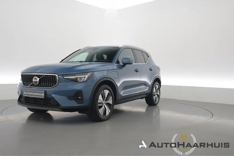 Volvo XC40 (2022)