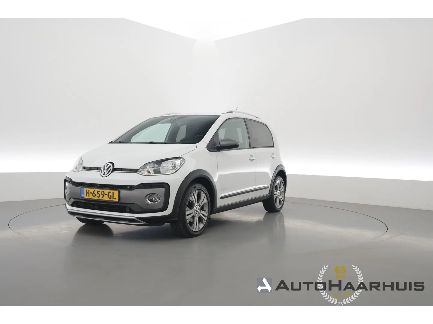Volkswagen Up! (2019) — foto 1