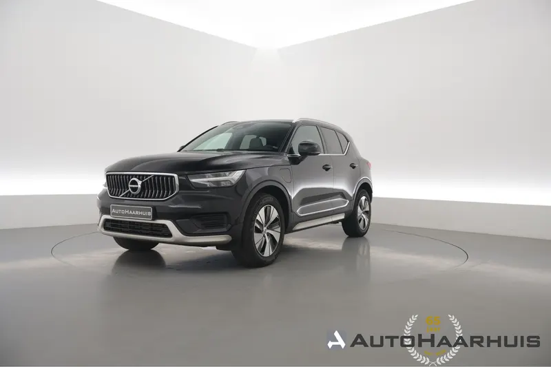 Volvo XC40 (2022)