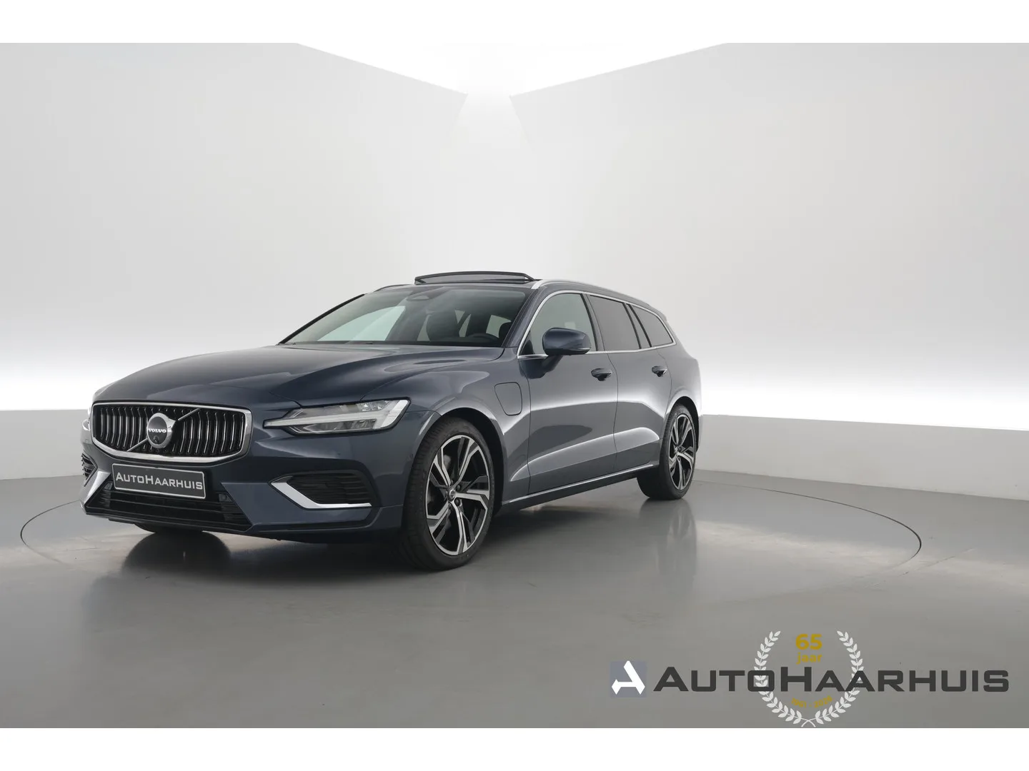 Volvo V60 (2025) — foto 1