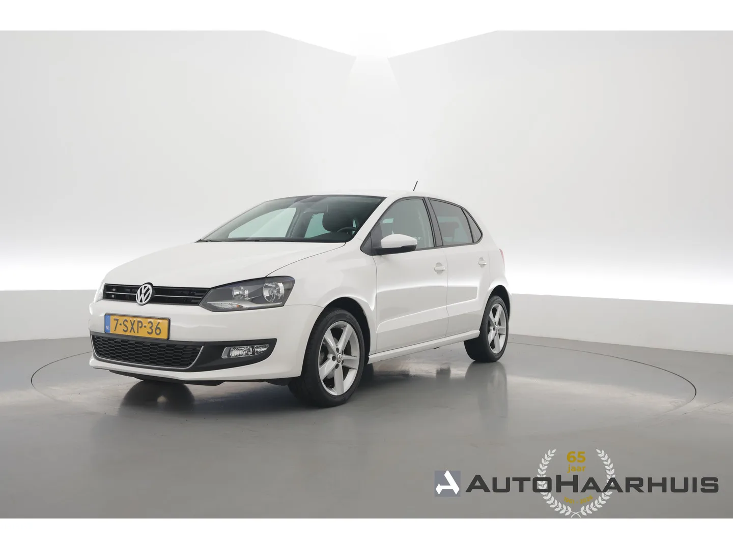 Volkswagen Polo (2014) — foto 1