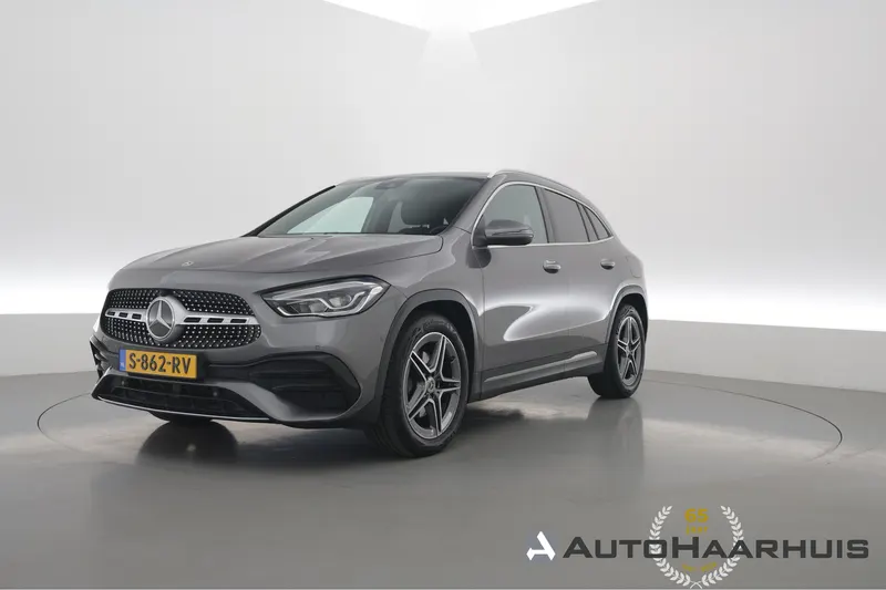 Mercedes-Benz GLA (2022)