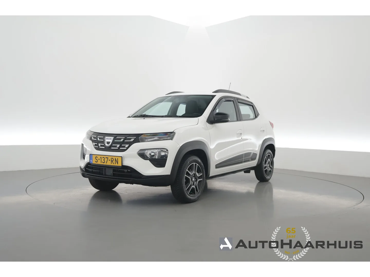 Dacia Spring (2022) — foto 1