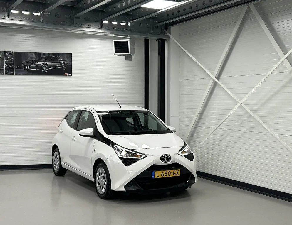 Toyota Aygo (2021) — foto 1