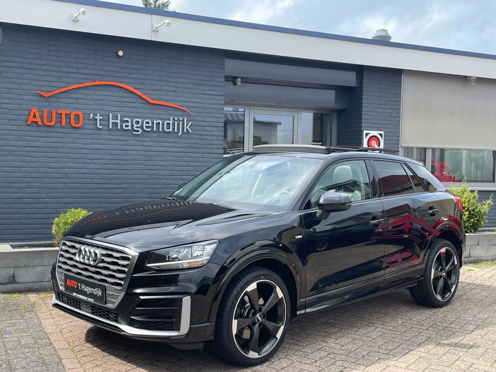 Audi Q2 (2017) — foto 1