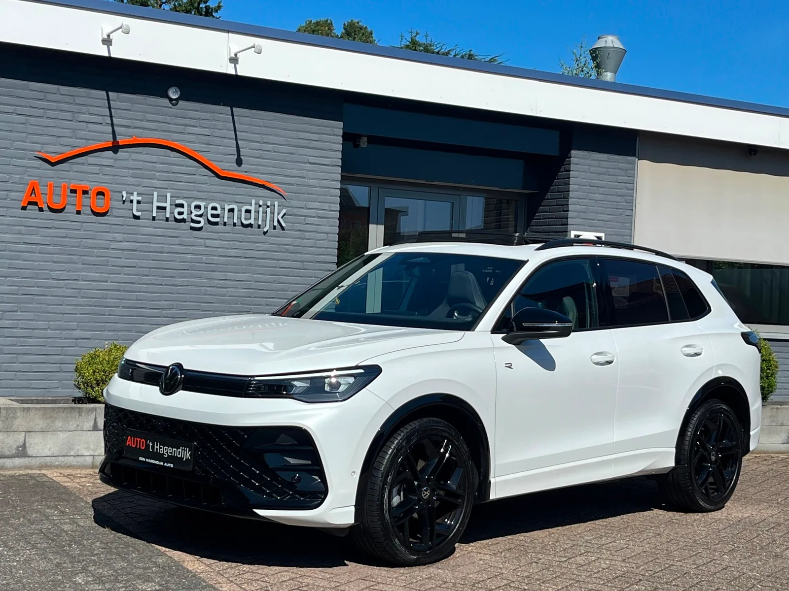 Volkswagen Tiguan (2025) — foto 1