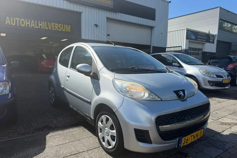 Peugeot 107 (2010)