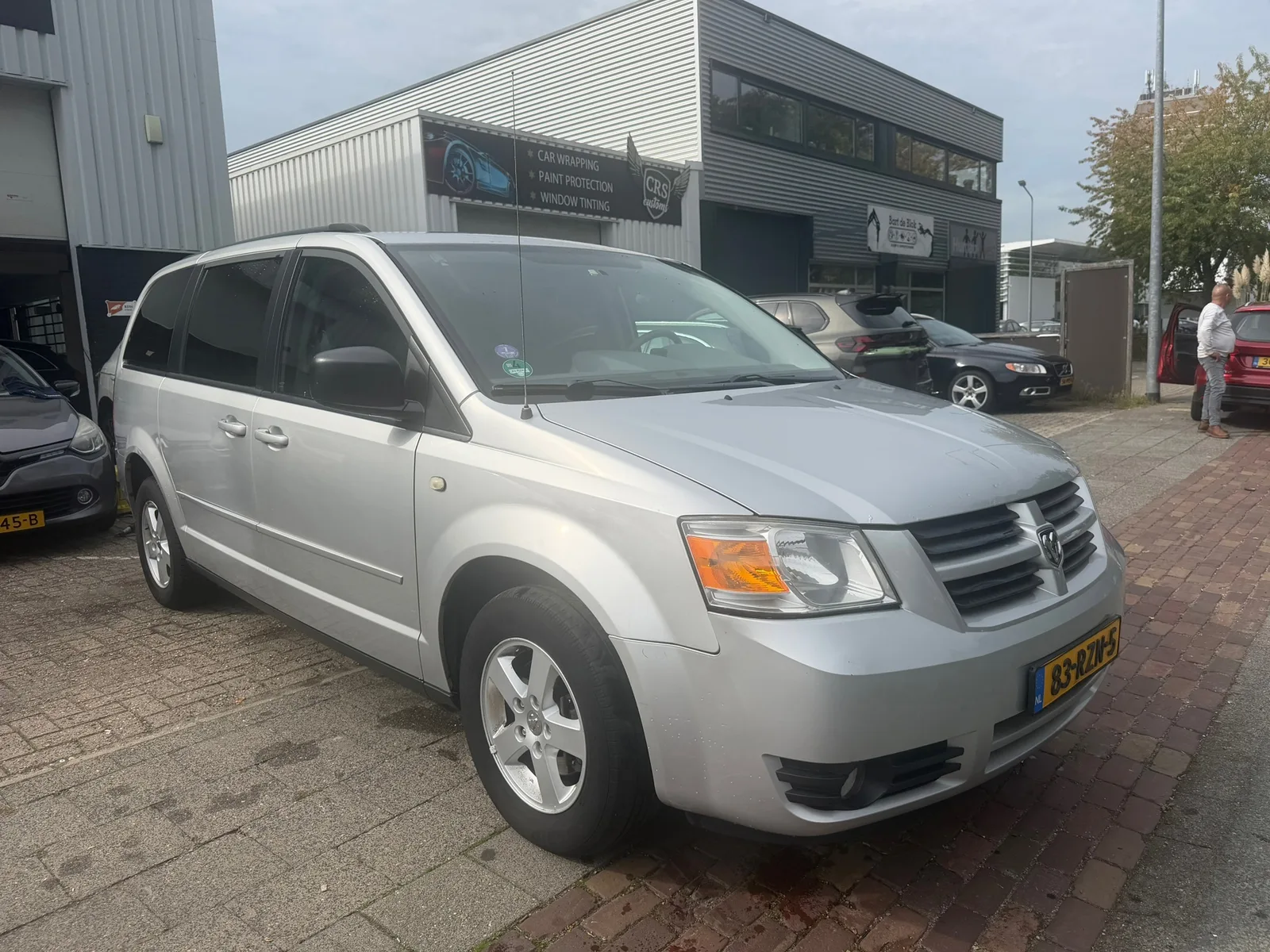 Dodge Grand Caravan (2011) — foto 1