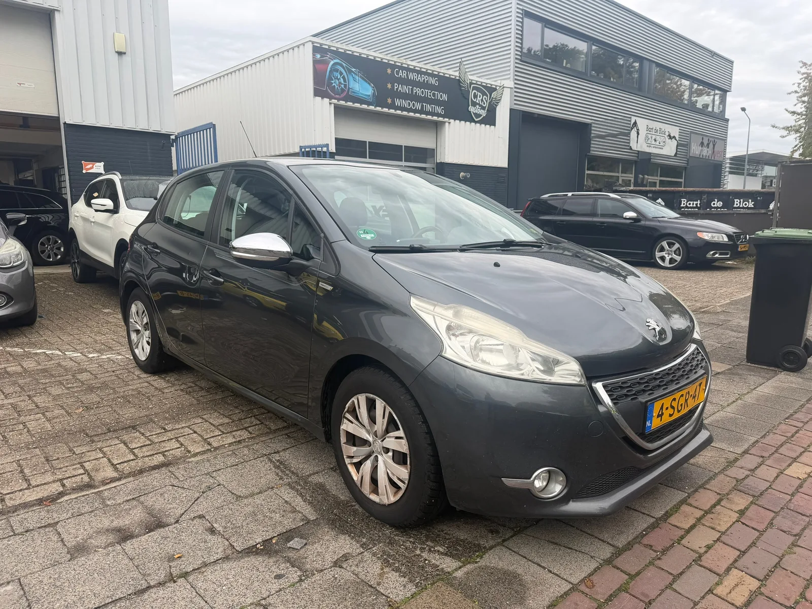 Peugeot 208 (2013) — foto 1
