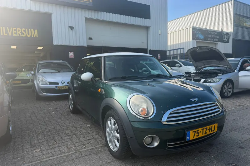 MINI Cooper (2007)