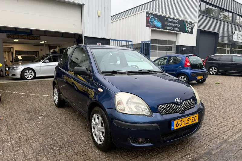 Toyota Yaris (2003)