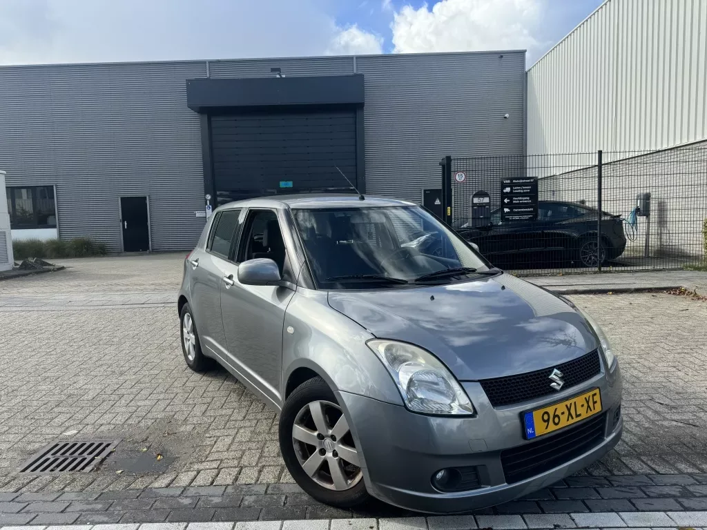 Suzuki Swift (2007) — foto 1