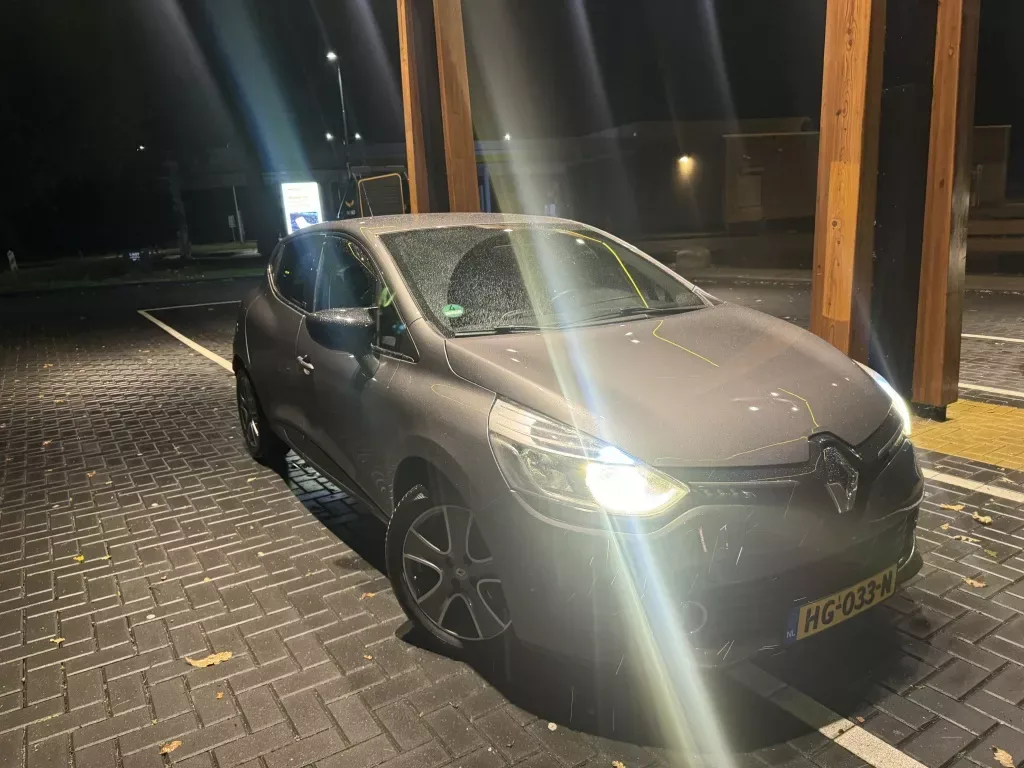 Renault Clio (2015) — foto 1