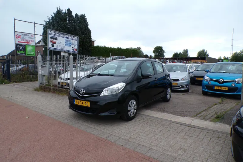 Toyota Yaris (2014)