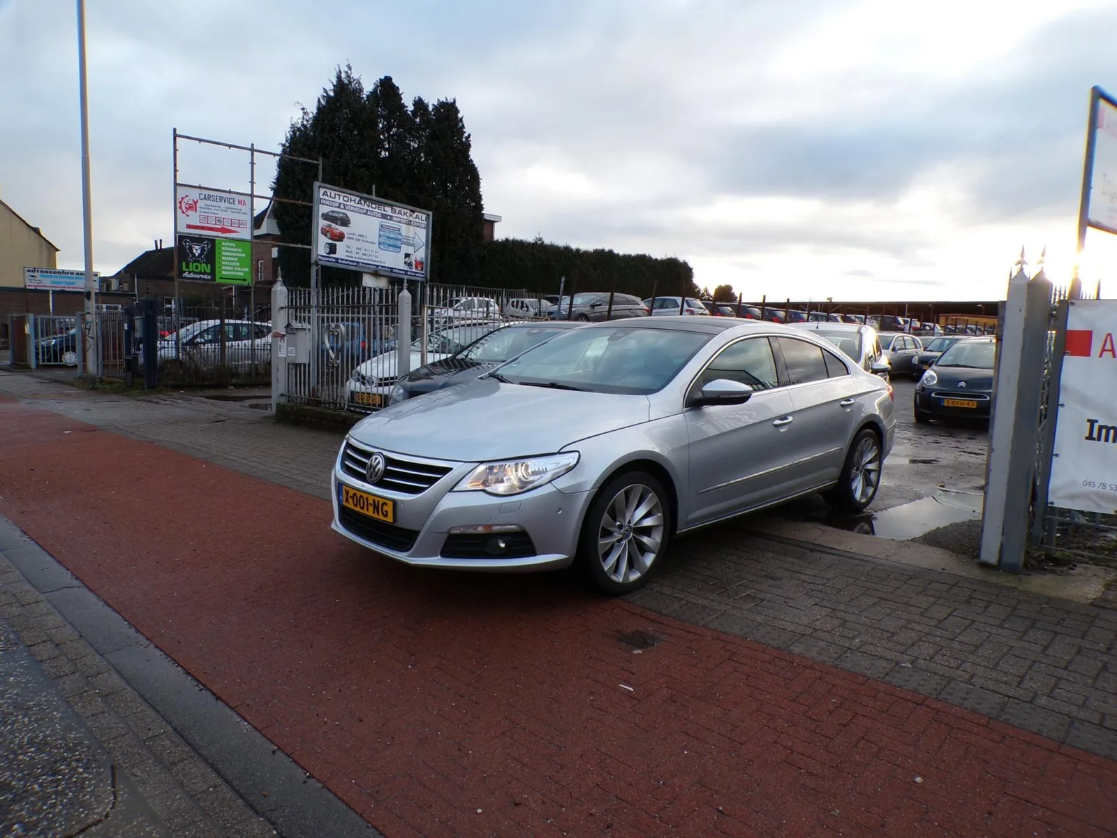 Volkswagen Passat (2008) — foto 1