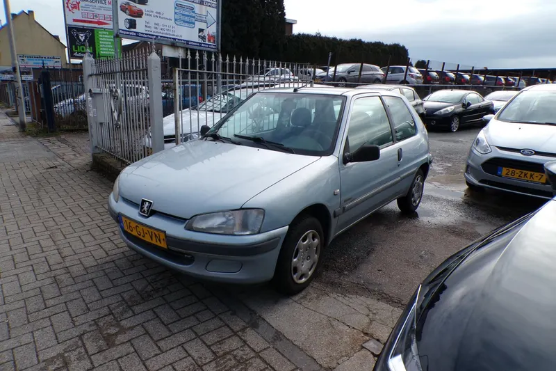 Peugeot 106 (2001)