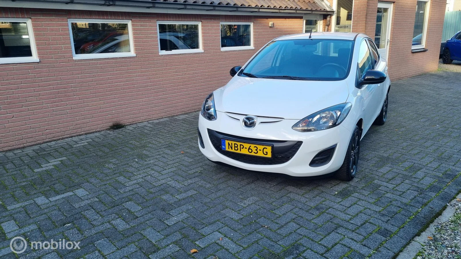Mazda 2 (2014) — foto 1