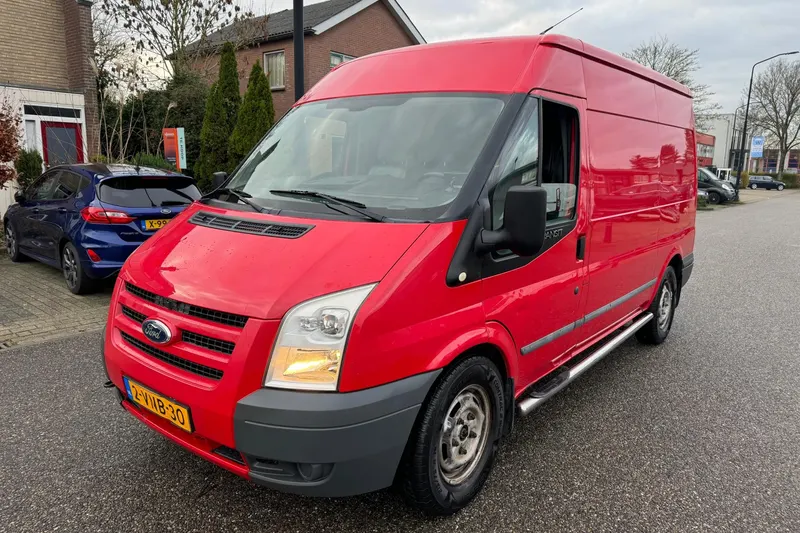 Ford Transit (2011)