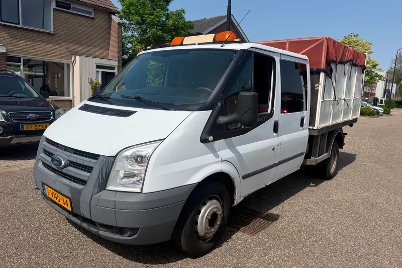 Ford Transit (2011)