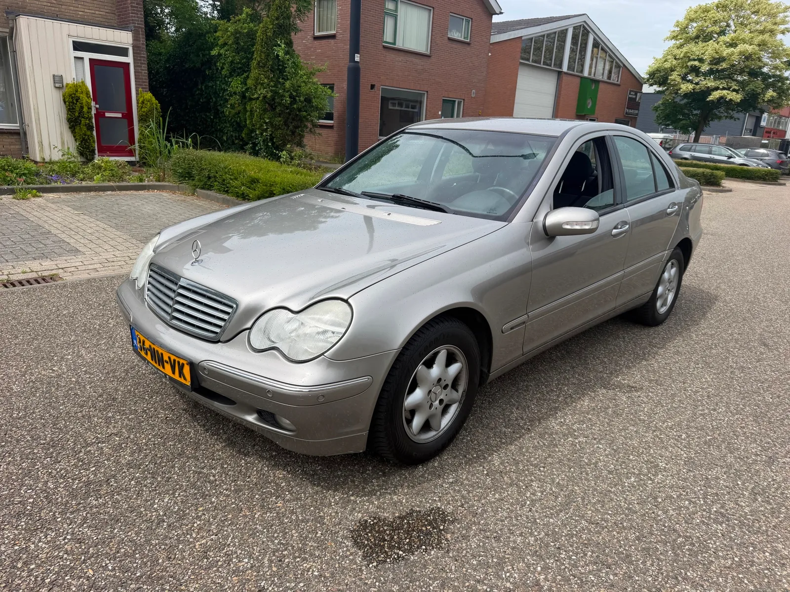 Mercedes-Benz C-Klasse (2004) — foto 1