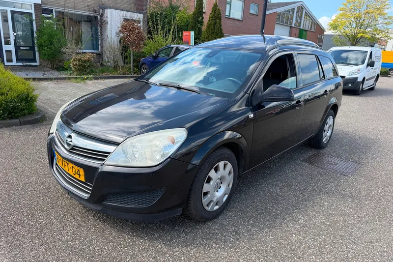 Opel Astra (2009)