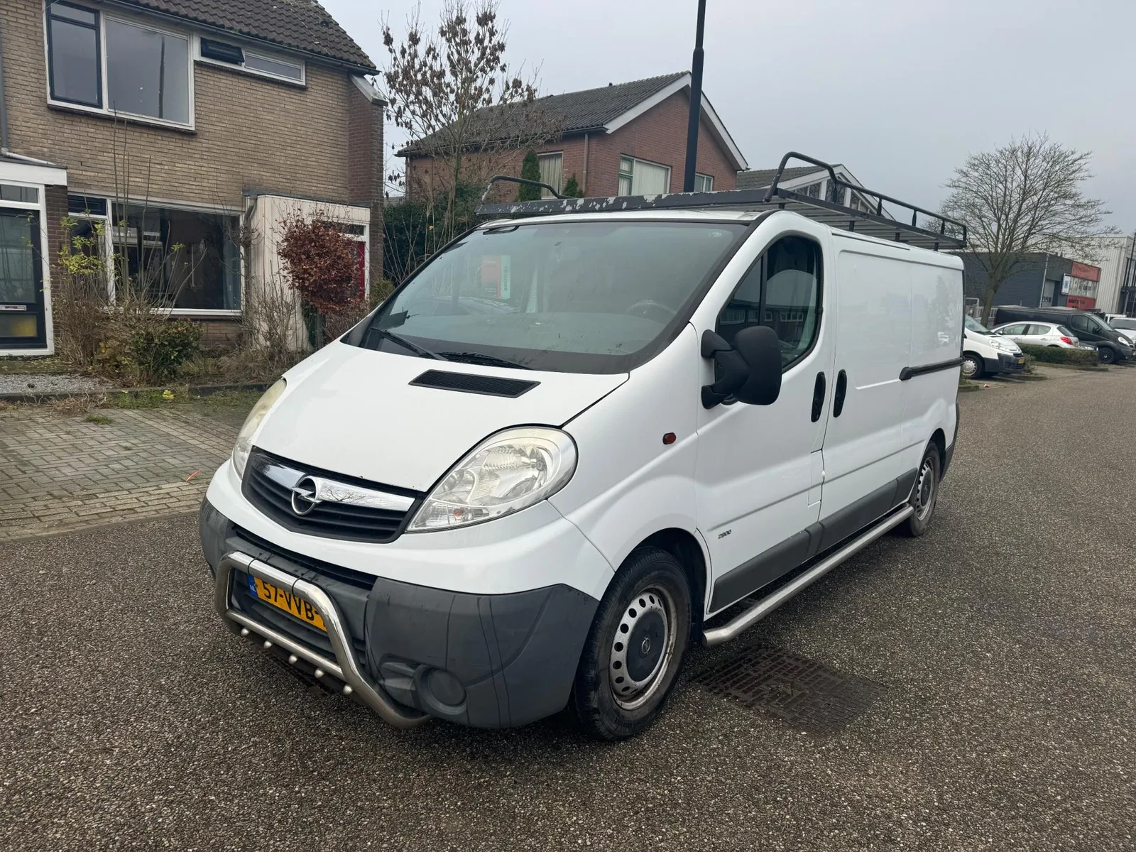 Opel Vivaro (2008) — foto 1