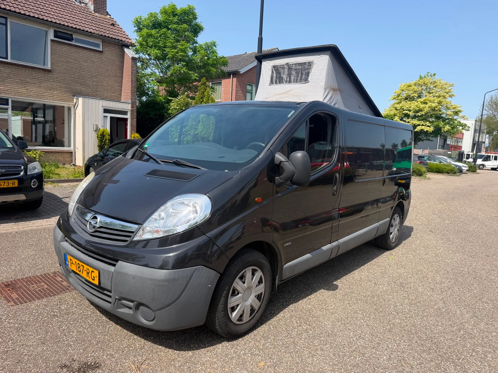 Opel Vivaro (2013) — foto 1