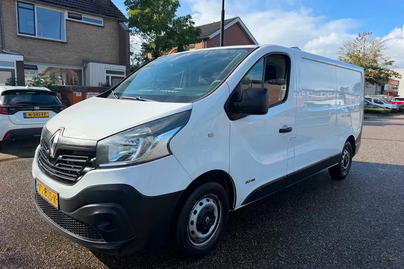 Renault Trafic (2015)