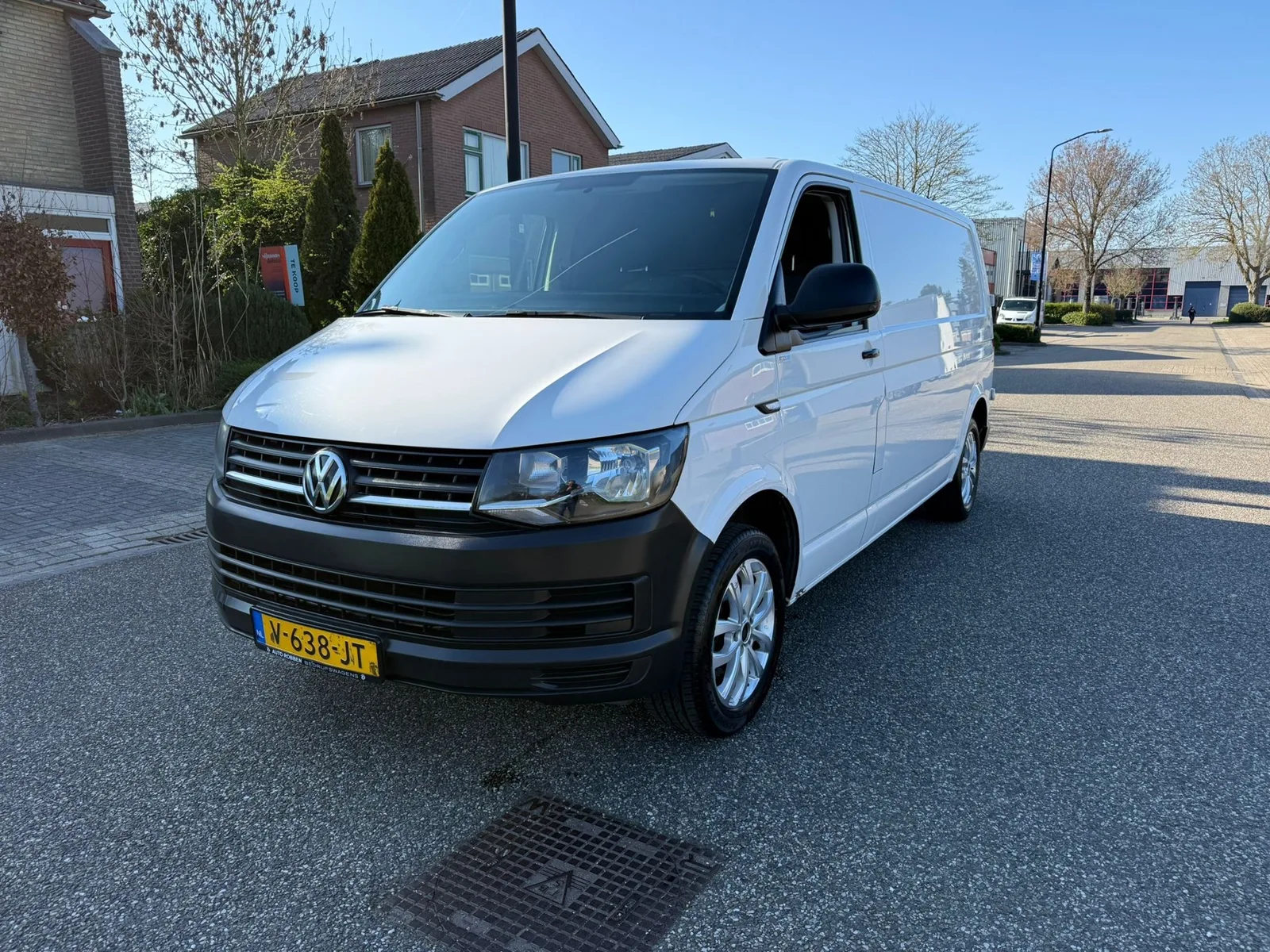 Volkswagen Transporter (2017) — foto 1