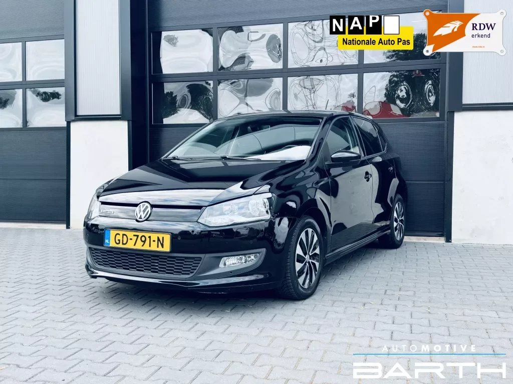 Volkswagen Polo (2015) — foto 1