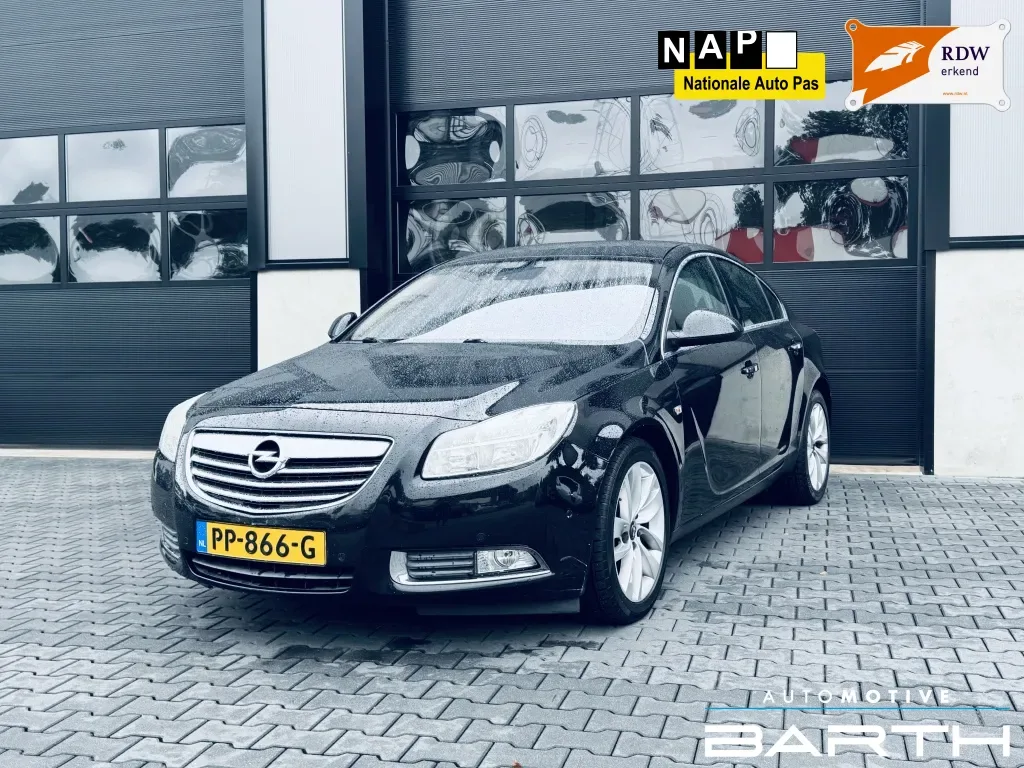 Opel Insignia (2013) — foto 1