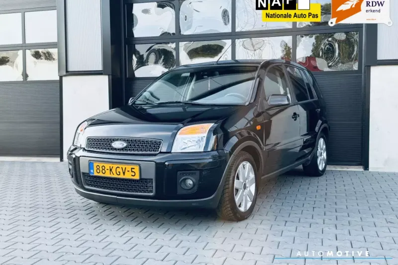 Ford Fusion (2009)