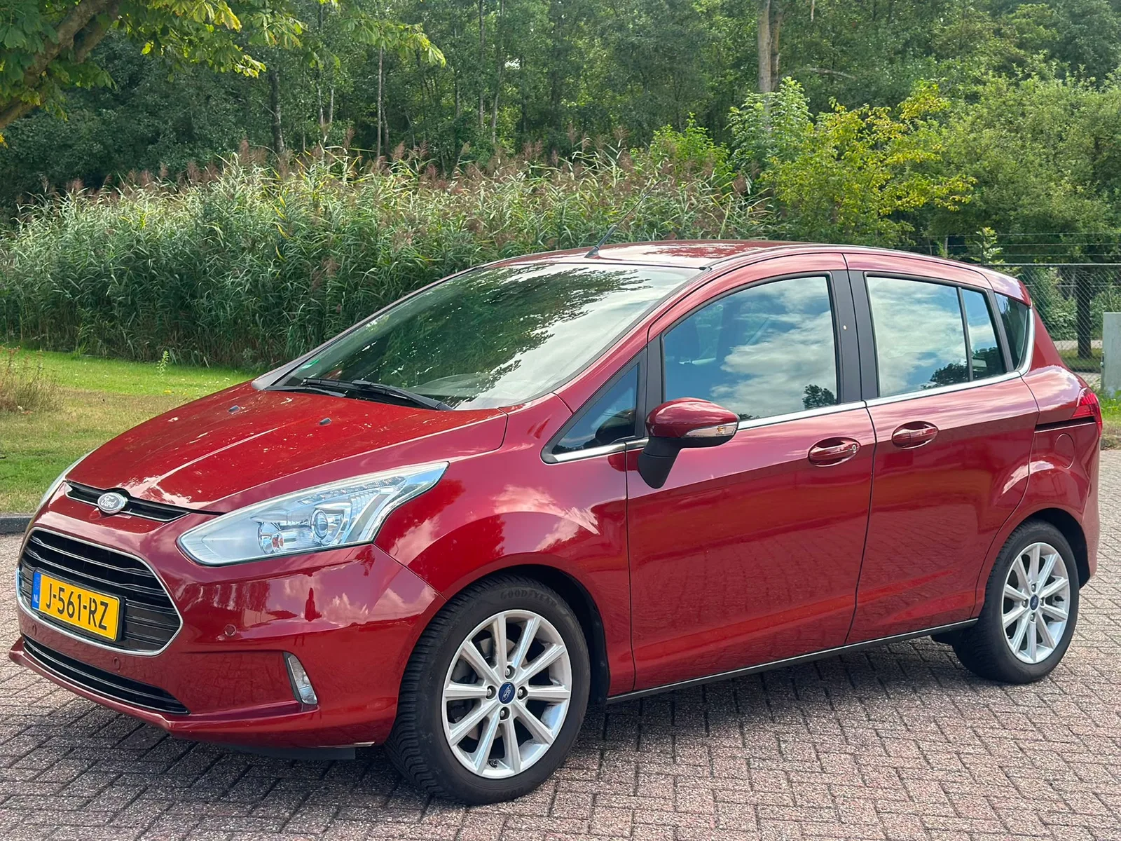 Ford B-Max (2016) — foto 1