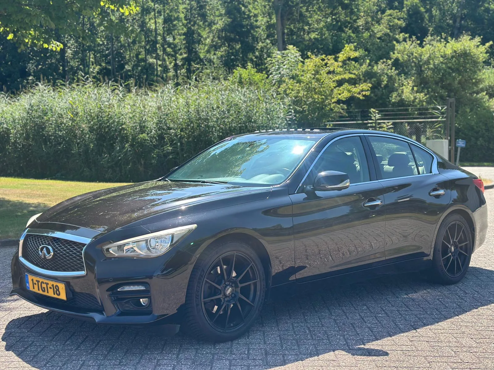 Infiniti Q50 (2014) — foto 1