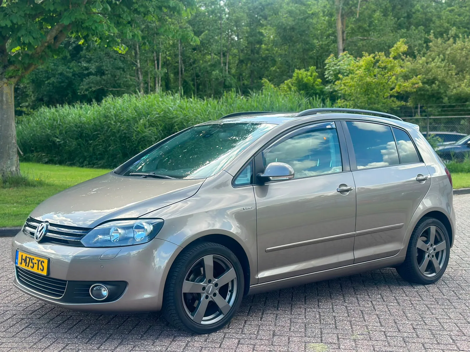 Volkswagen Golf Plus (2013) — foto 1