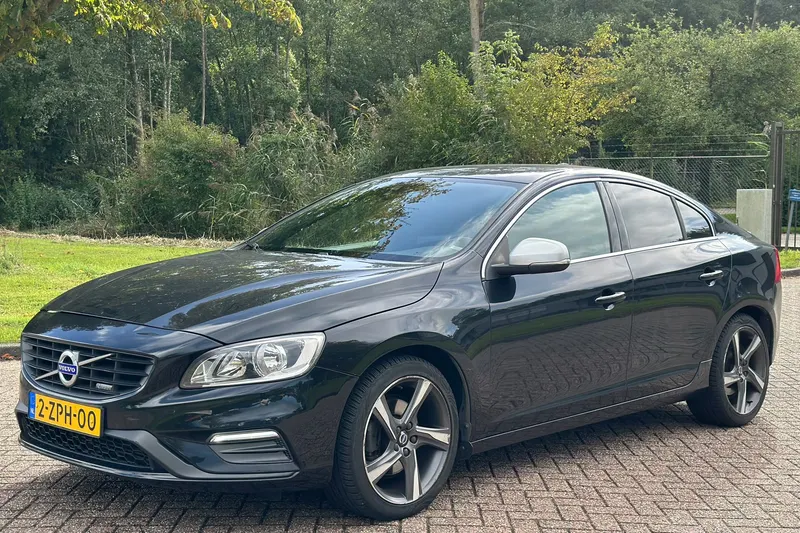 Volvo S60 (2015)