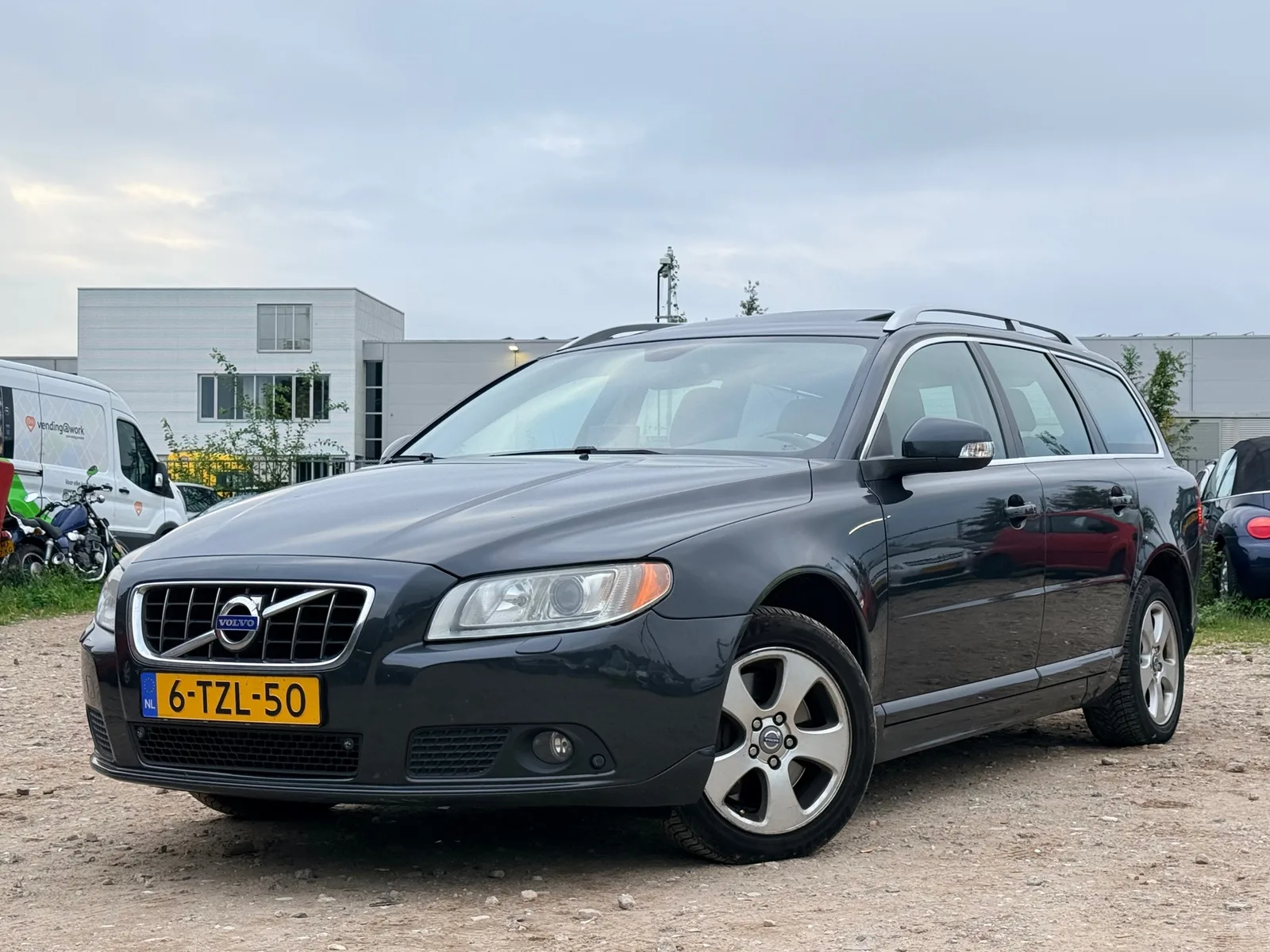 Volvo V70 (2010) — foto 1
